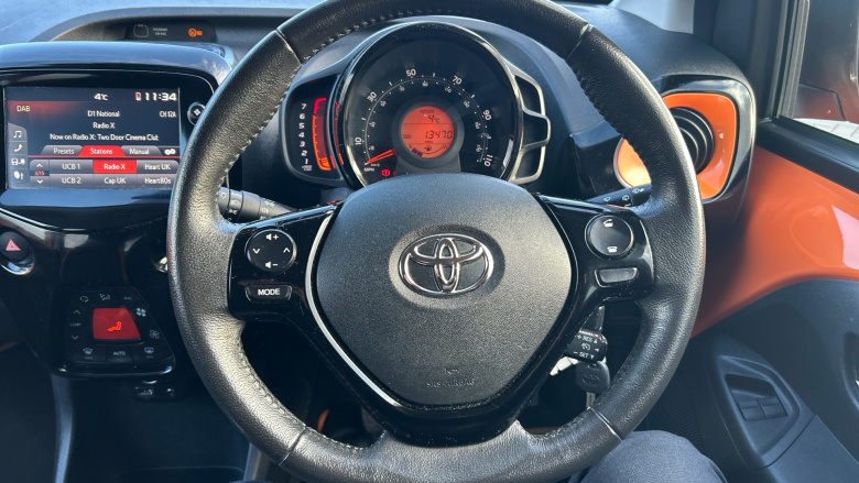 Toyota Aygo 1.0 VVT-i X-Cite 6 5dr Petrol Hatchback